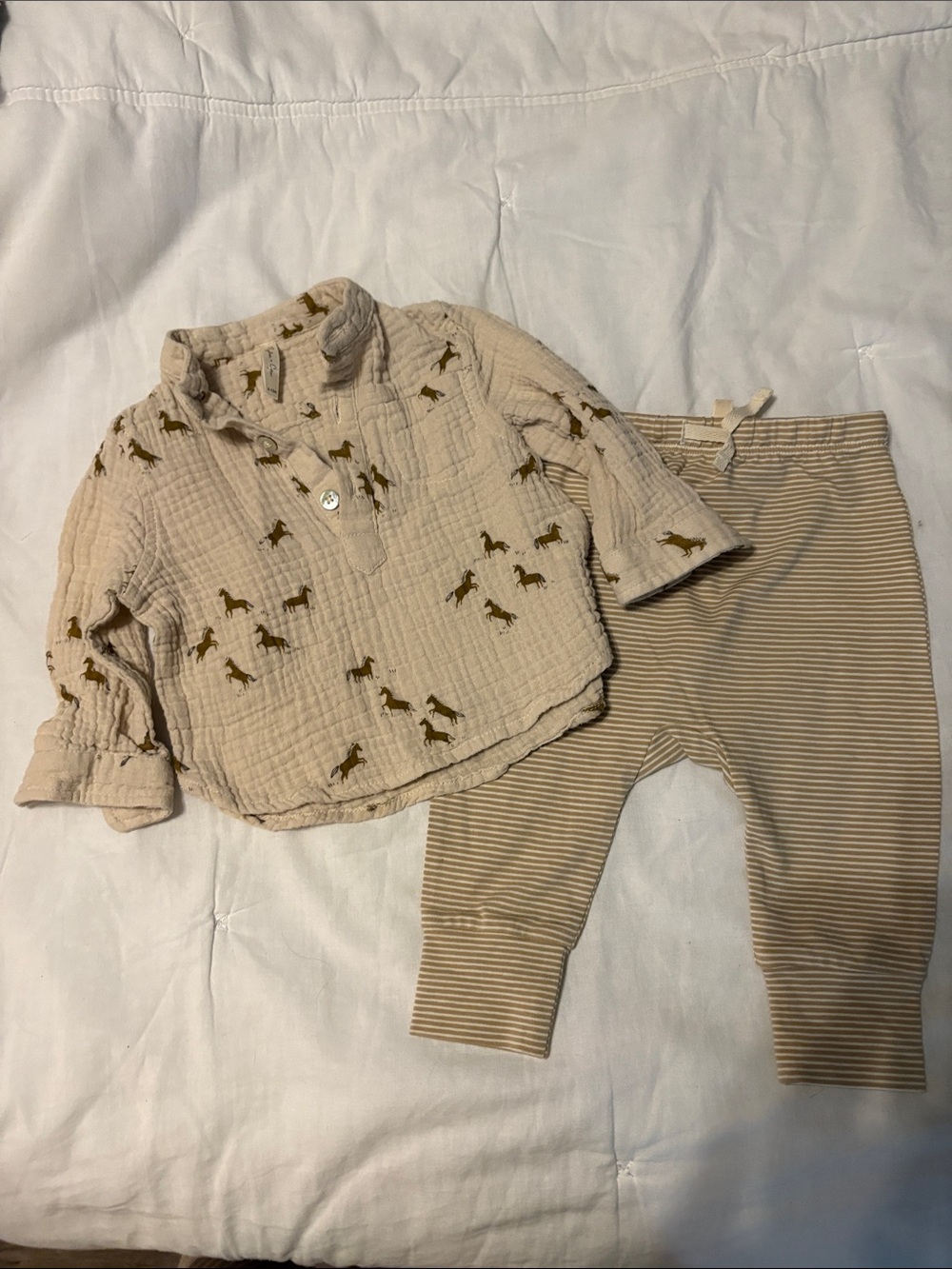 Rylee Cru Quincy Mae horse and stripe outfit bundle 6-12